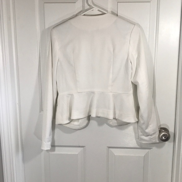 White blazer - Picture 5 of 7